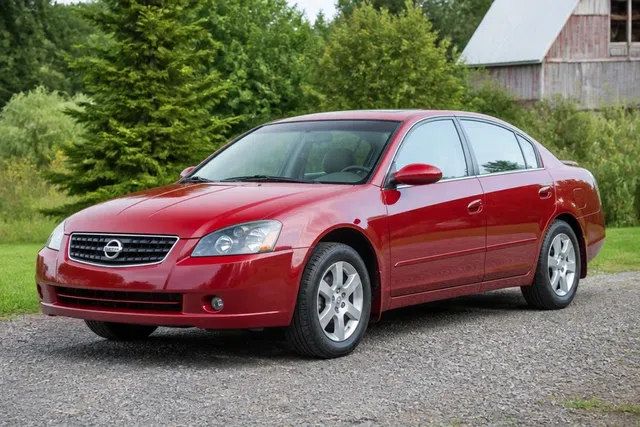 Nissan Altima 2001–2006