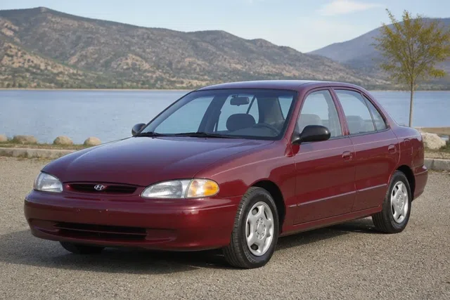 Hyundai Accent 1994–1999