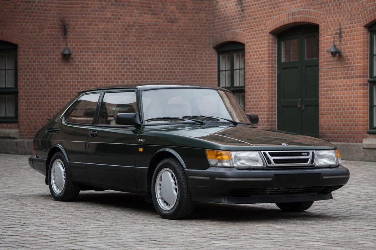 Saab 900 1978–1993