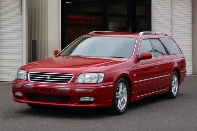 Nissan Stagea 1996–2001