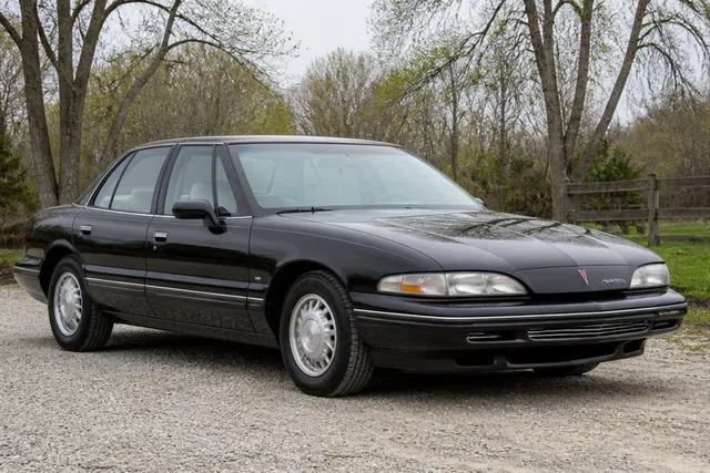 Pontiac Bonneville 1988–1991
