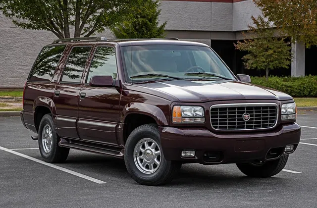Cadillac Escalade 1998–2000