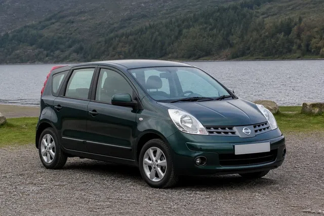 Nissan Note 2006–2013