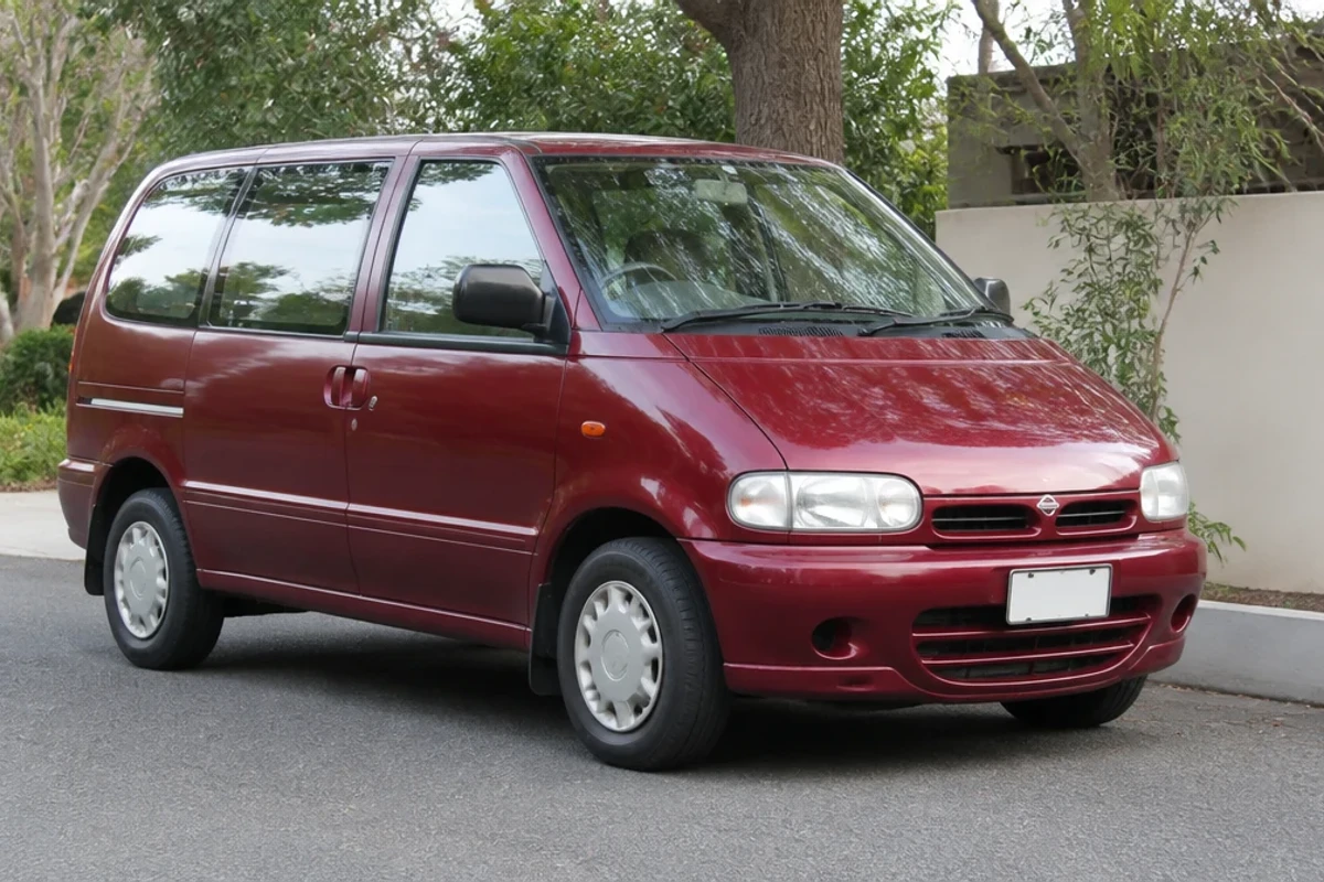 Nissan Serena 1993–2000