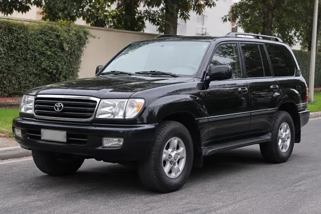 Toyota Land Cruiser J100