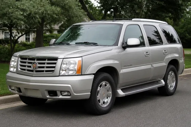Cadillac Escalade 2001–2006
