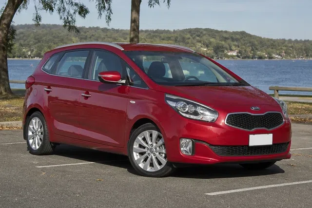 Kia Carens