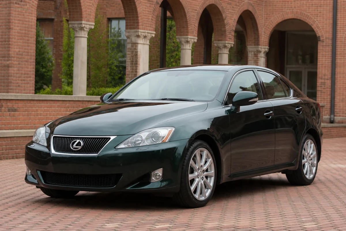 Lexus IS 2006–2013